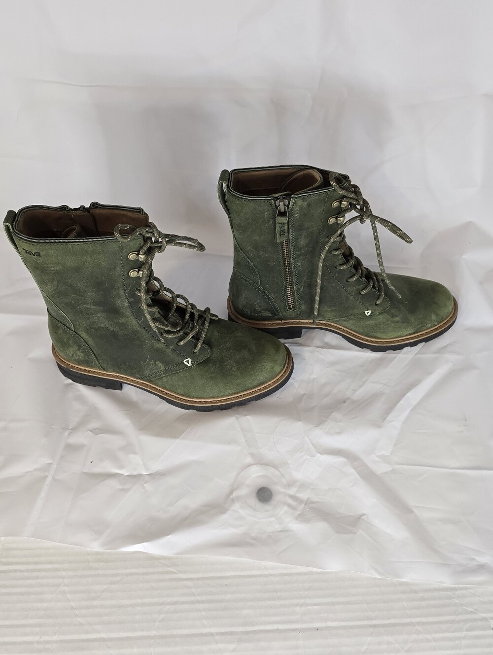 Teva Rowena Boot Women's Size 7 Olive Green Nubuck Leather Sample Not for Resale - Picture 2 of 6